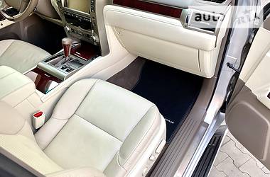 Позашляховик / Кросовер Lexus GX 2016 в 