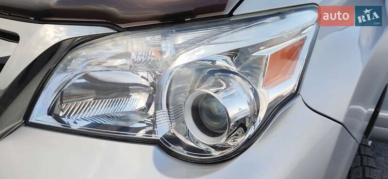 Внедорожник / Кроссовер Lexus GX 2010 в Чорткове