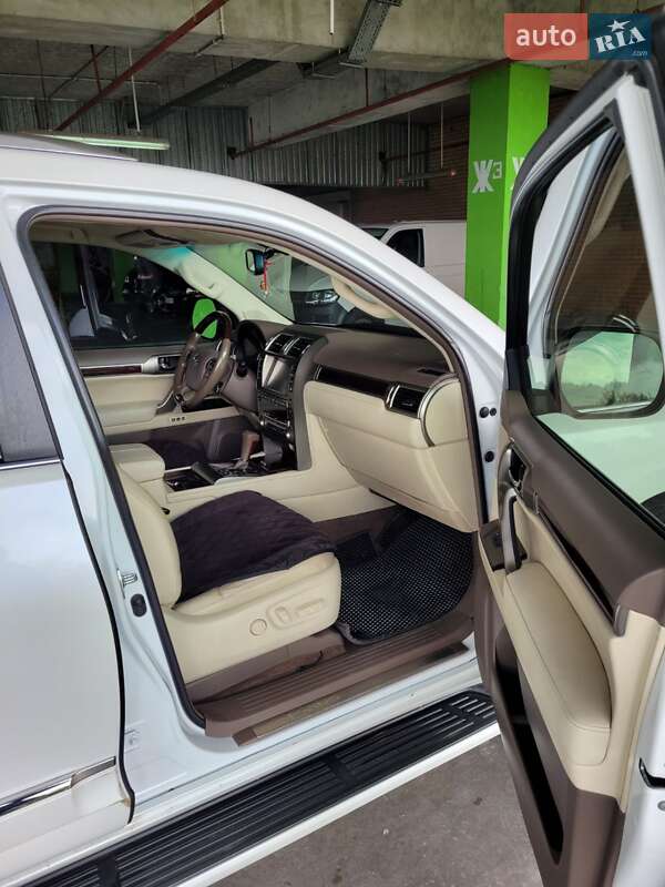 Внедорожник / Кроссовер Lexus GX 2016 в Львове фото 9 Внедорожник / Кроссовер Lexus GX 2016 в Львове