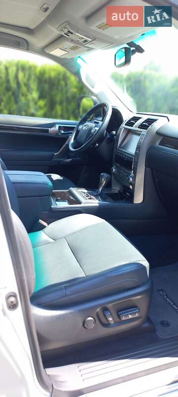 Внедорожник / Кроссовер Lexus GX 2015 в Днепре
