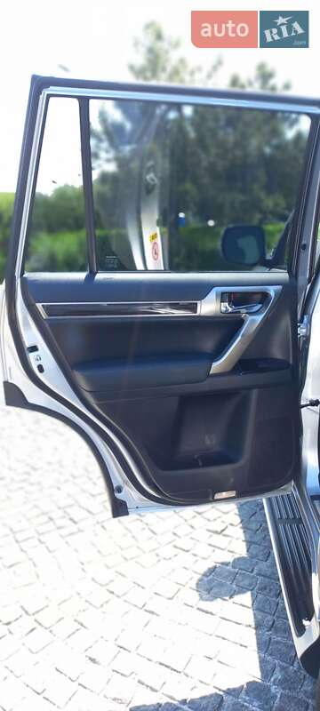 Внедорожник / Кроссовер Lexus GX 2015 в Днепре