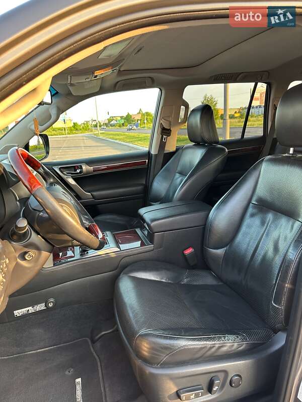 Внедорожник / Кроссовер Lexus GX 2011 в Луцке