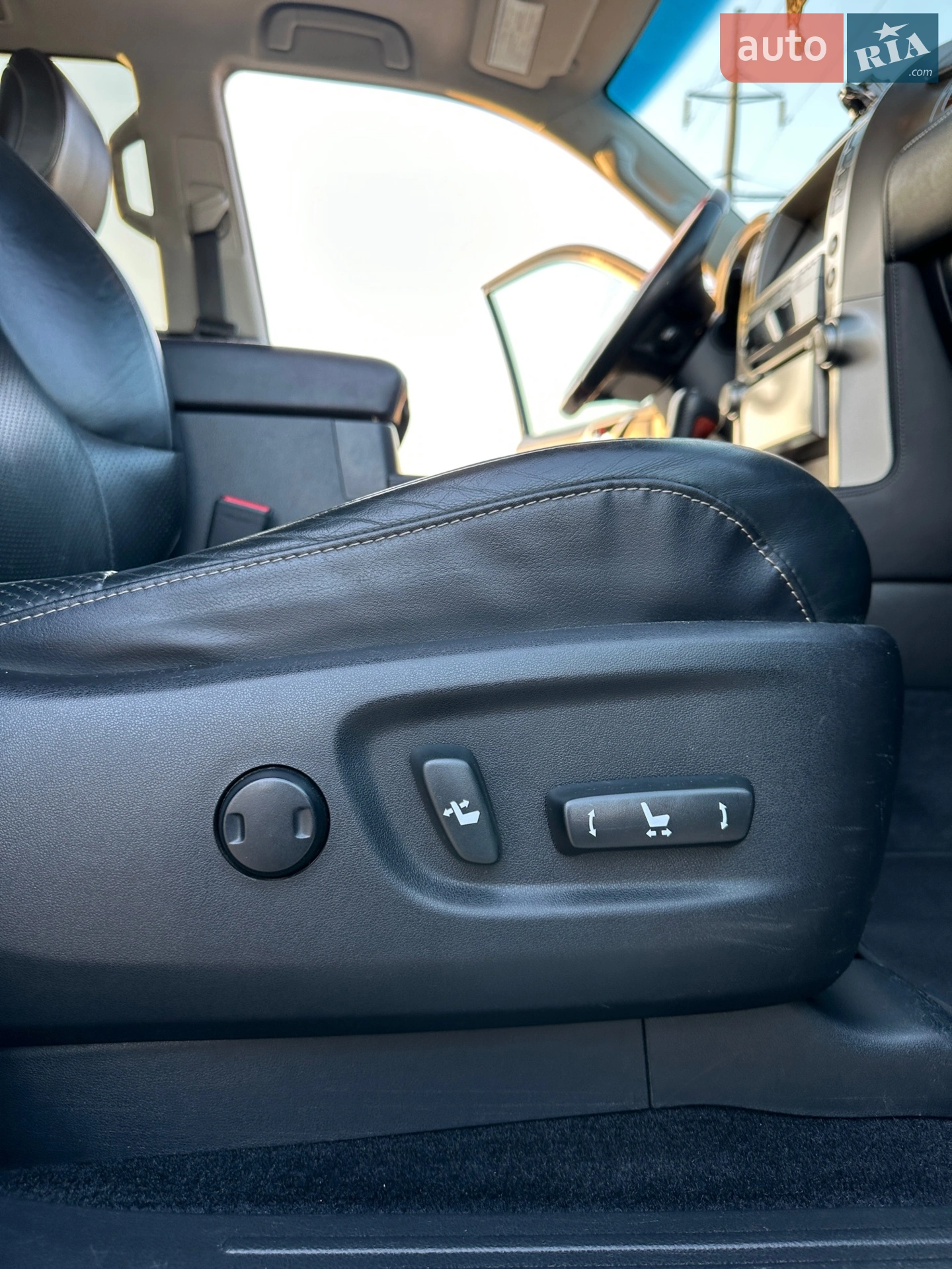 2011 Lexus GX - мініатюра 16