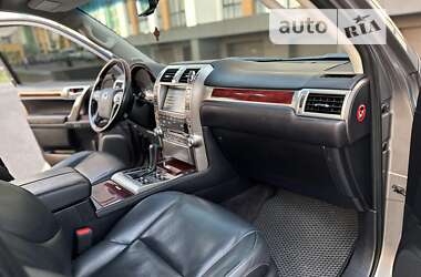 Внедорожник / Кроссовер Lexus GX 2010 в 