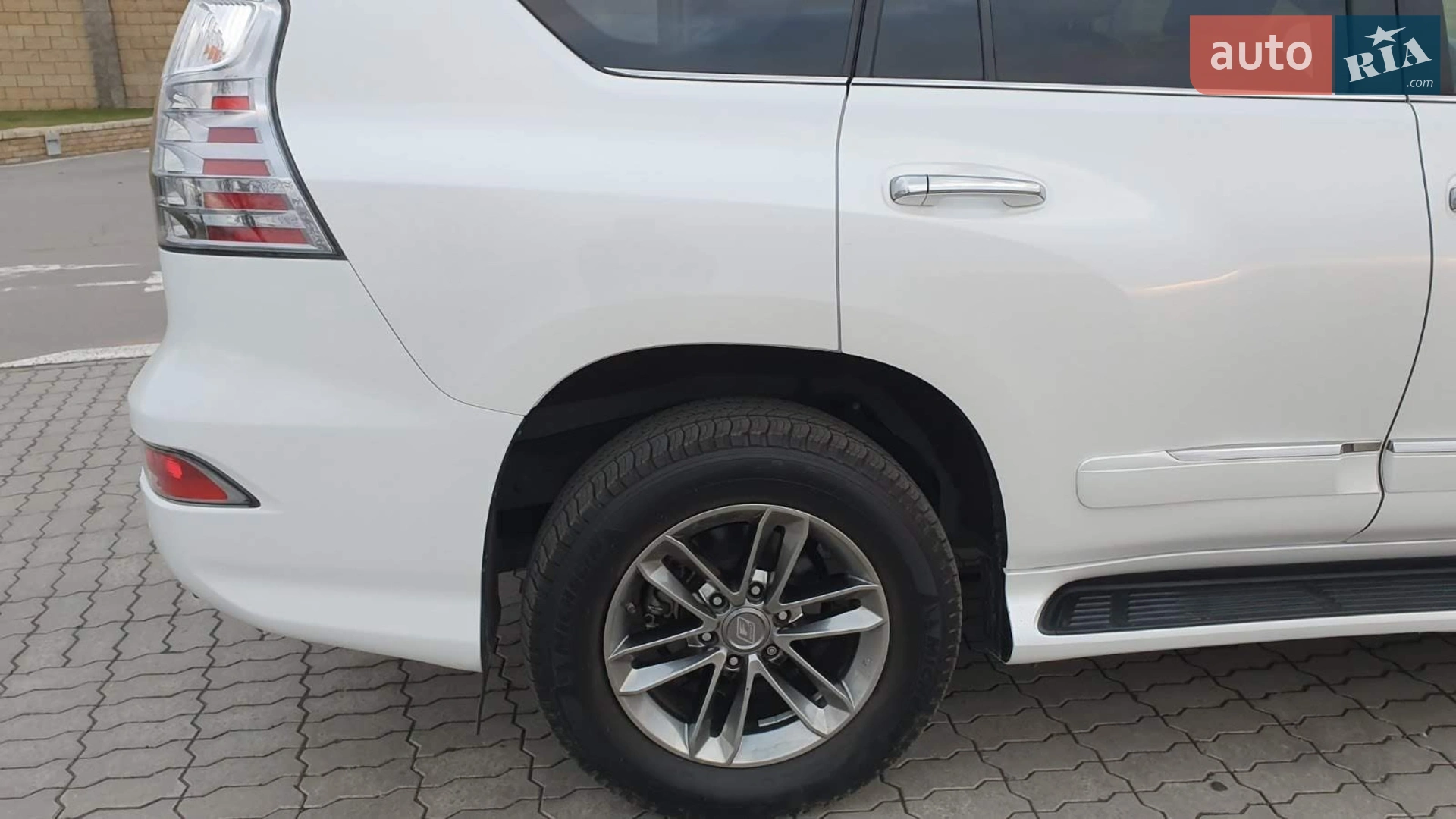 2017 Lexus GX - мініатюра 12