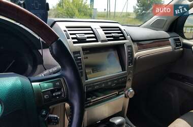 Внедорожник / Кроссовер Lexus GX 2010 в 