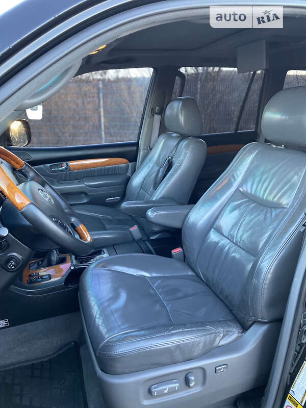 Позашляховик / Кросовер Lexus GX 2004 в Чернівцях