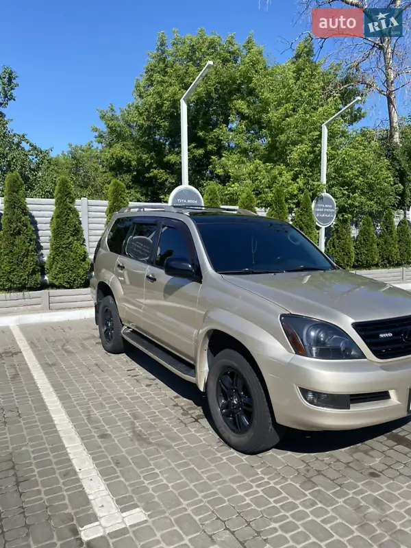 Lexus GX 2005