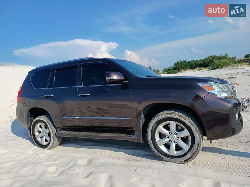 Позашляховик / Кросовер Lexus GX 2011 в Вільногірську