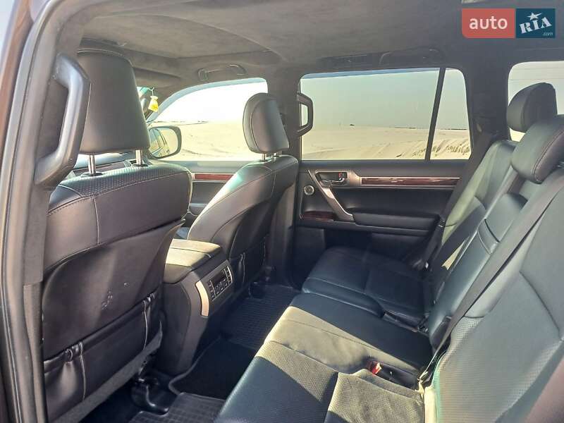 Позашляховик / Кросовер Lexus GX 2011 в Вільногірську