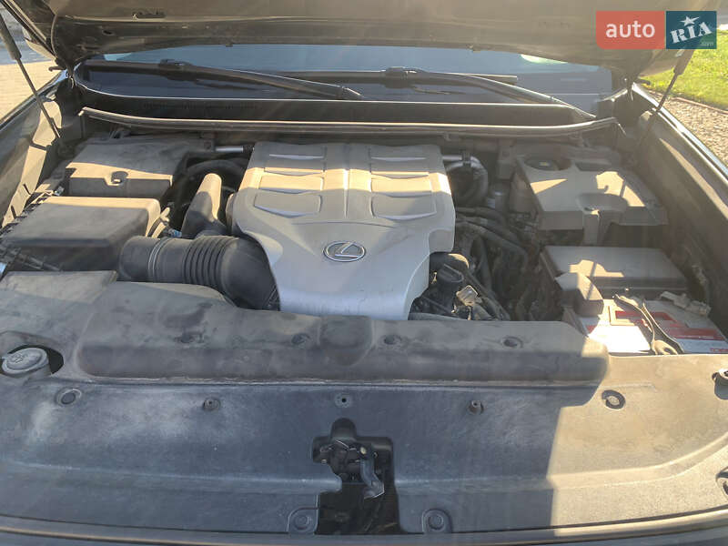 Внедорожник / Кроссовер Lexus GX 2019 в Надворной