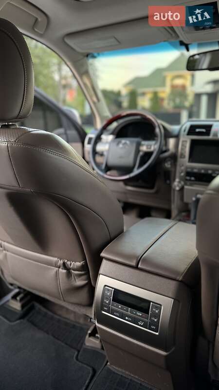 Позашляховик / Кросовер Lexus GX 2013 в Рівному