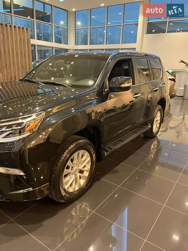 Lexus GX 2022