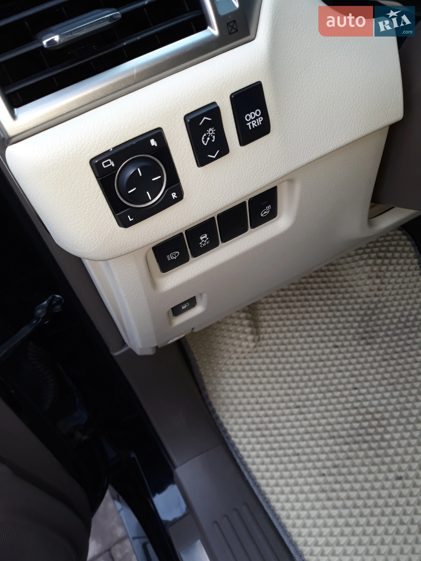 2010 Lexus GX - мініатюра 27