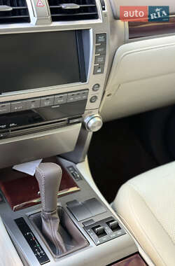 Внедорожник / Кроссовер Lexus GX 2010 в 