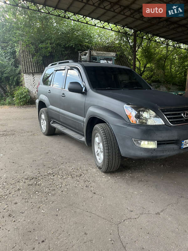 Внедорожник / Кроссовер Lexus GX 2004 в 