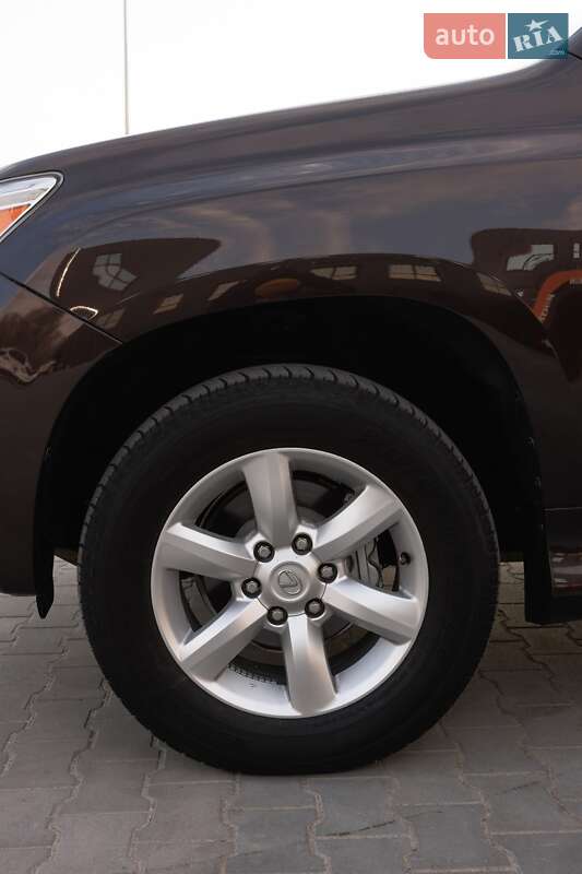 Внедорожник / Кроссовер Lexus GX 2011 в Дубно