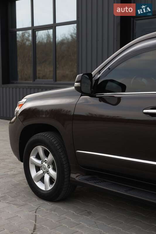 Внедорожник / Кроссовер Lexus GX 2011 в Дубно