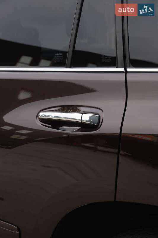 Внедорожник / Кроссовер Lexus GX 2011 в Дубно