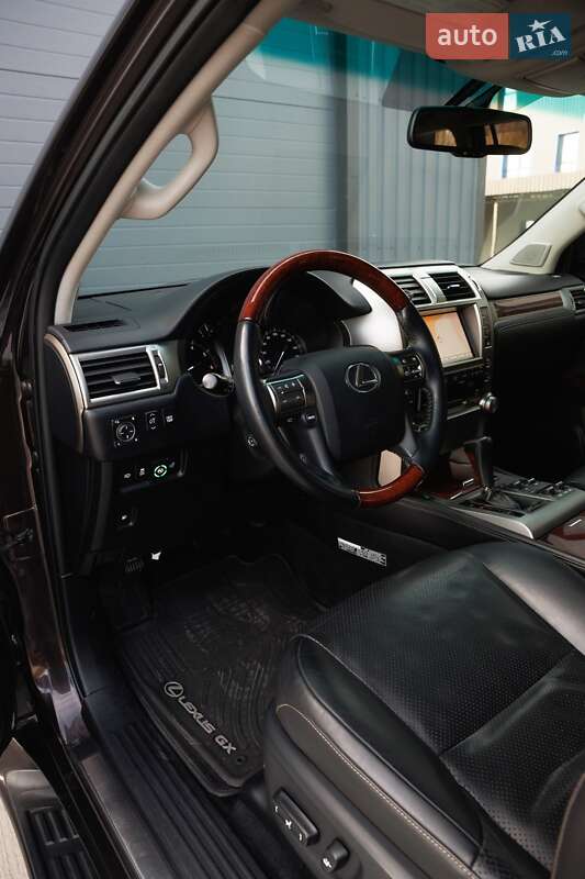 Внедорожник / Кроссовер Lexus GX 2011 в Дубно