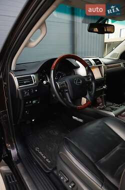 Позашляховик / Кросовер Lexus GX 2011 в 