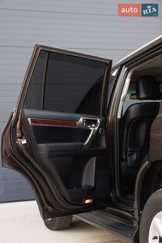 Внедорожник / Кроссовер Lexus GX 2011 в Дубно