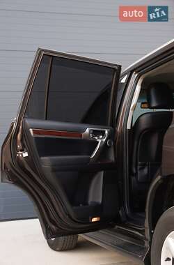 Позашляховик / Кросовер Lexus GX 2011 в 