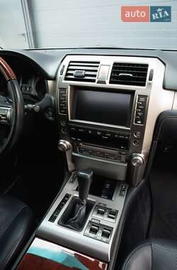 Позашляховик / Кросовер Lexus GX 2011 в 