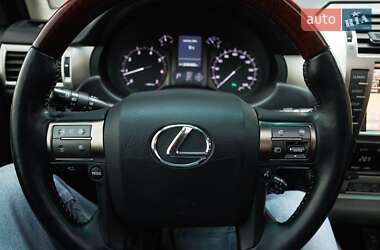 Позашляховик / Кросовер Lexus GX 2011 в 
