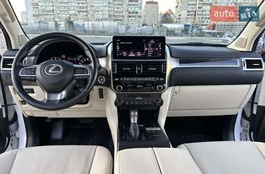 Внедорожник / Кроссовер Lexus GX 2021 в 