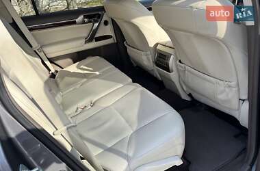 Позашляховик / Кросовер Lexus GX 2010 в 