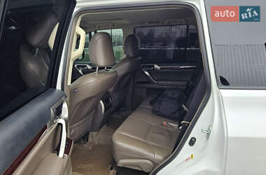 Внедорожник / Кроссовер Lexus GX 2015 в 