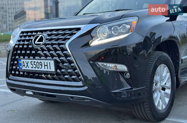 Позашляховик / Кросовер Lexus GX 2014 в 