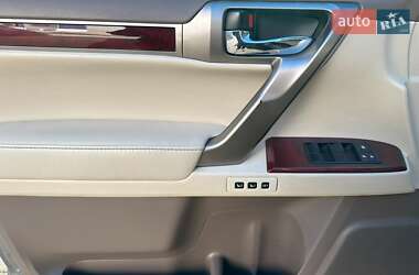 Внедорожник / Кроссовер Lexus GX 2010 в 