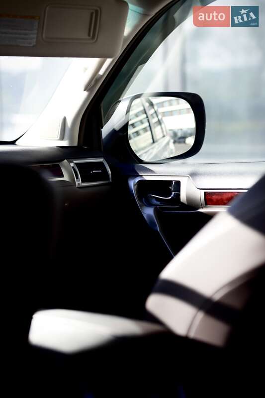 Внедорожник / Кроссовер Lexus GX 2010 в Киеве
