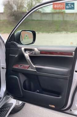 Внедорожник / Кроссовер Lexus GX 2012 в 
