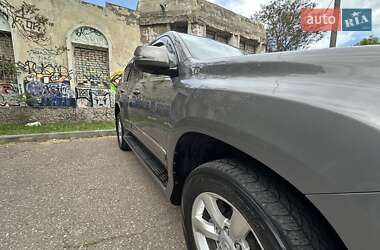 Позашляховик / Кросовер Lexus GX 2010 в 