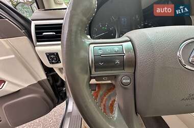Позашляховик / Кросовер Lexus GX 2010 в 