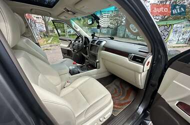 Позашляховик / Кросовер Lexus GX 2010 в 