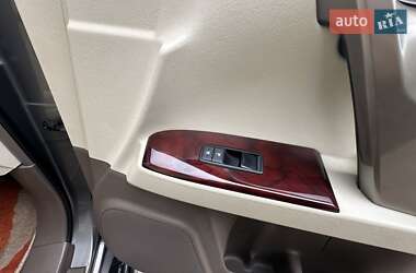 Позашляховик / Кросовер Lexus GX 2010 в 