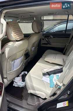 Внедорожник / Кроссовер Lexus GX 2012 в 
