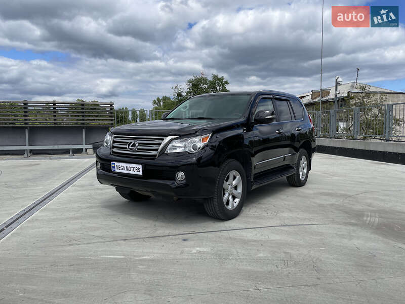 Lexus GX 2011