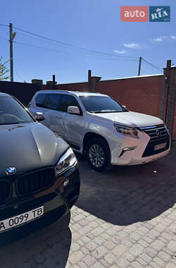 Внедорожник / Кроссовер Lexus GX 2016 в 