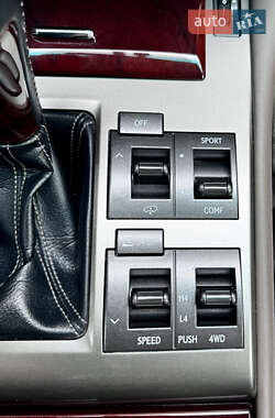 Внедорожник / Кроссовер Lexus GX 2010 в 
