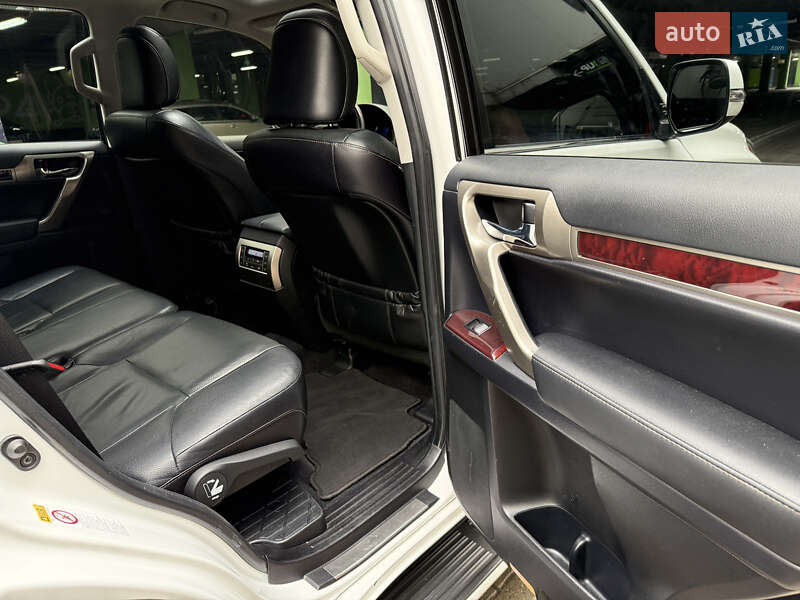 Внедорожник / Кроссовер Lexus GX 2016 в Киеве фото 23 Внедорожник / Кроссовер Lexus GX 2016 в Киеве