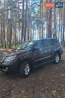 Внедорожник / Кроссовер Lexus GX 2012 в 