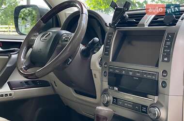Внедорожник / Кроссовер Lexus GX 2016 в 