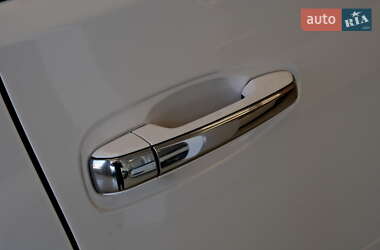 Внедорожник / Кроссовер Lexus GX 2013 в 
