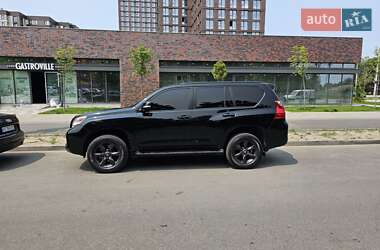 Внедорожник / Кроссовер Lexus GX 2011 в 