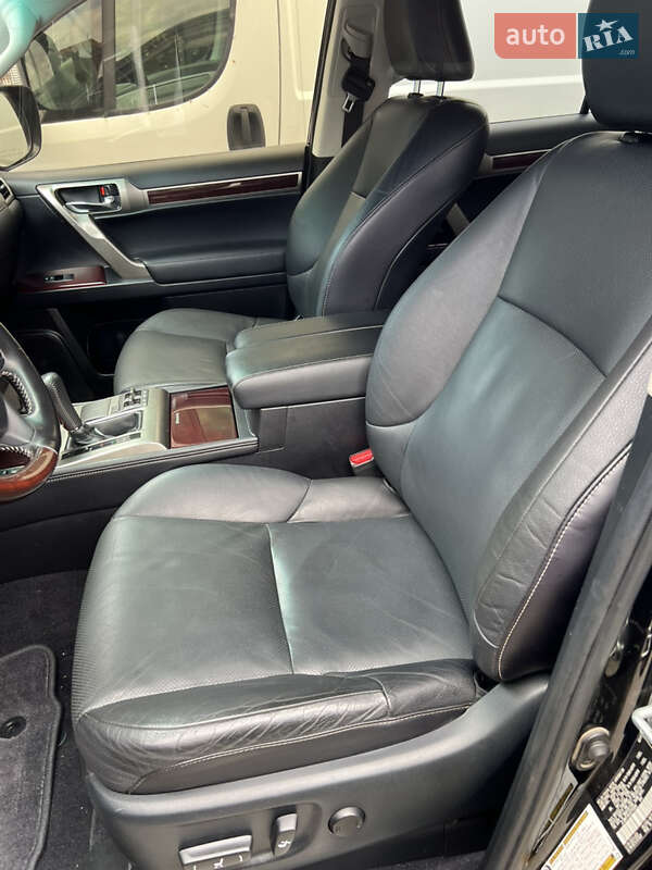Внедорожник / Кроссовер Lexus GX 2017 в Киеве